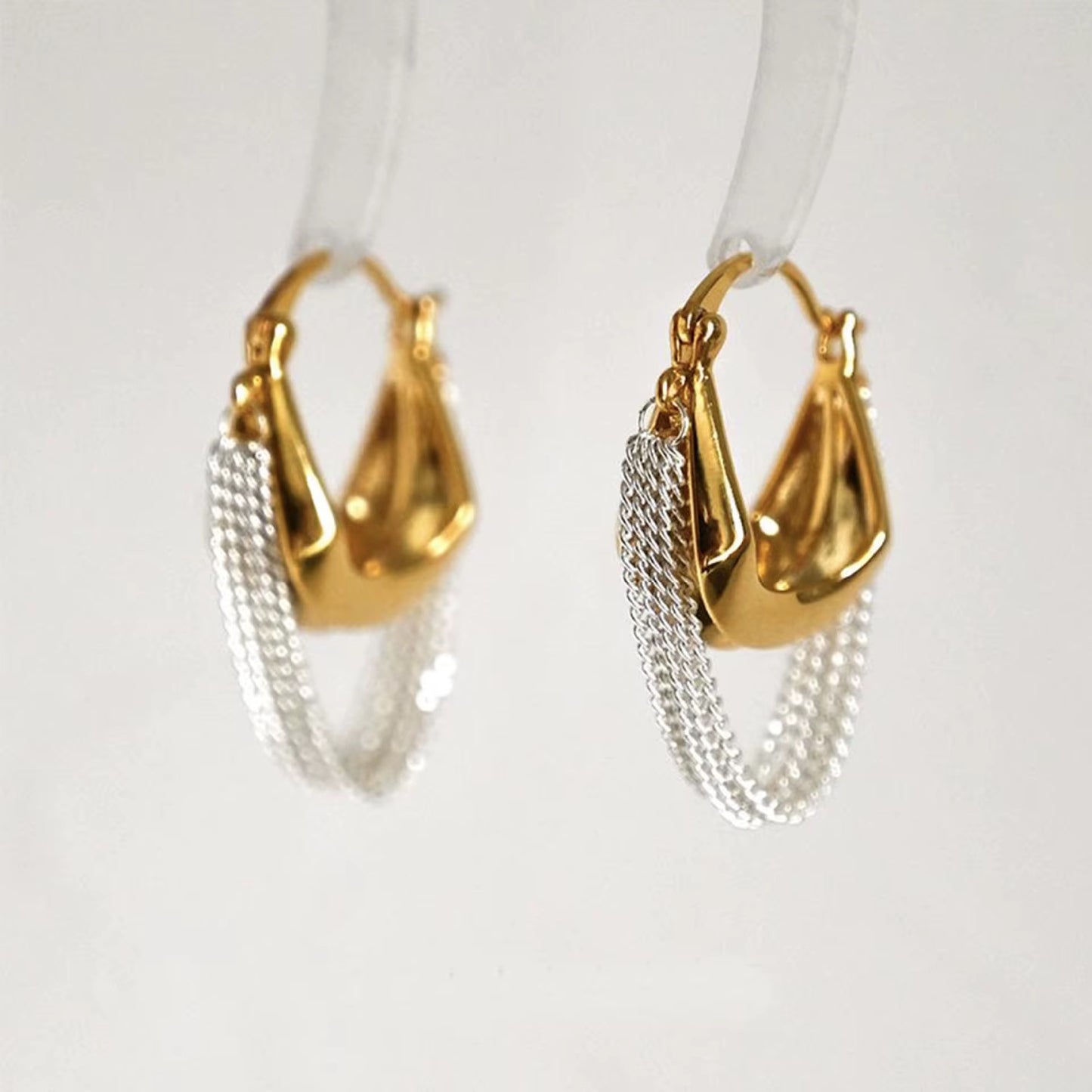Luxury niche handbag tassel design hoop earrings