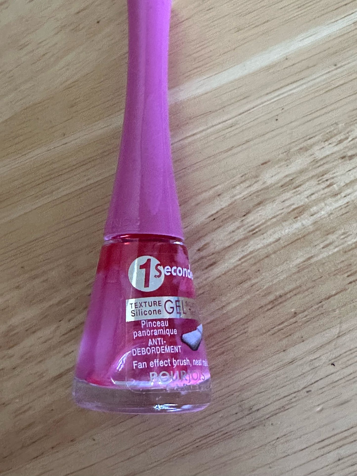 Bourjois 1 Seconde Gel Nail Polish Varnish-06 ROSE CUPCAKE