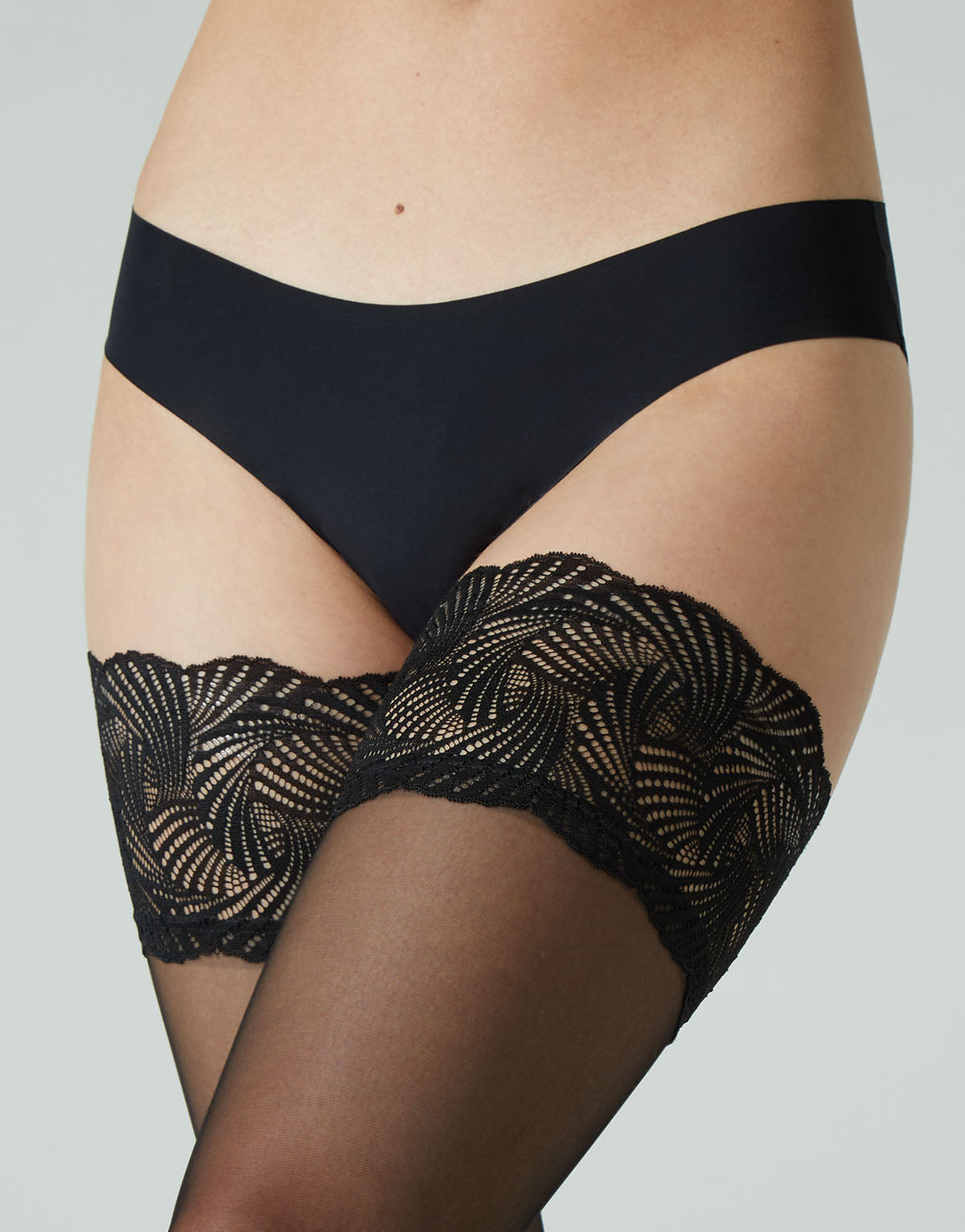 VERSAILLES - WOMEN’S SHEER HOLD UPS 20 DEN