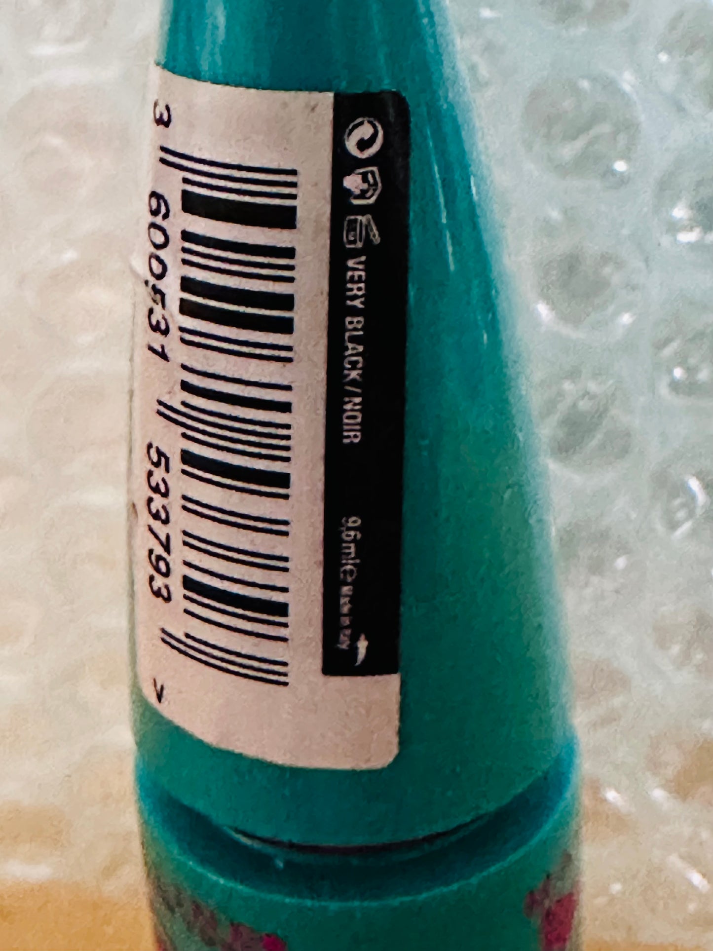 Maybelline Mega fluffy volume express