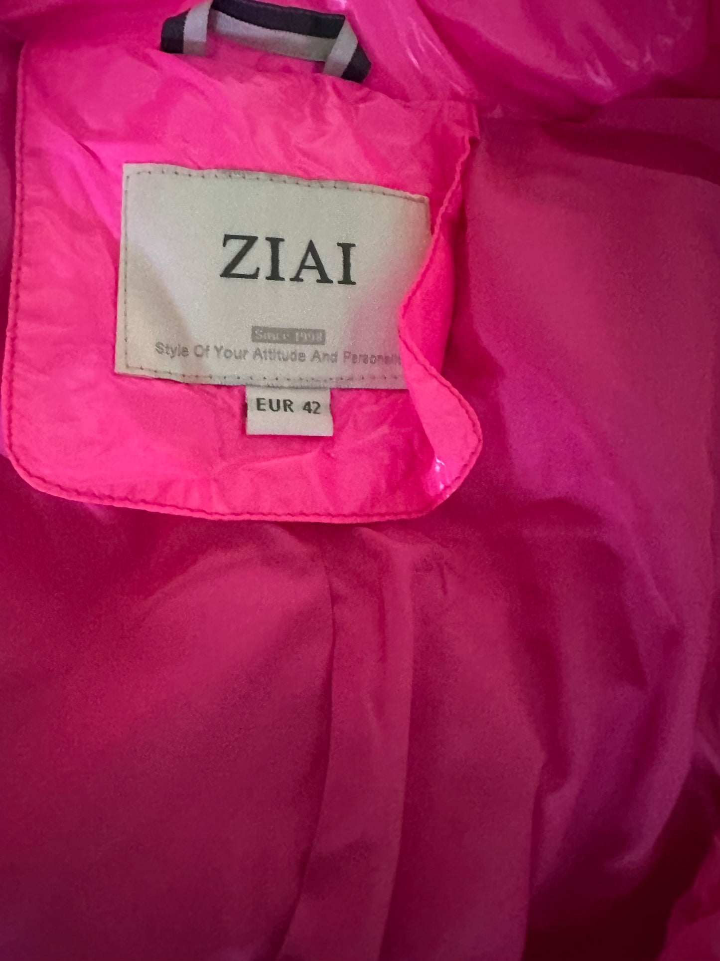 Neon short shiny jacket