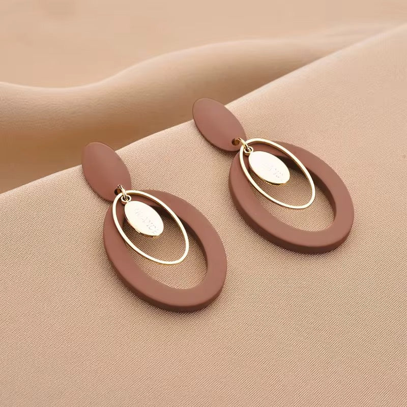 Retro chunky gold plated earrings