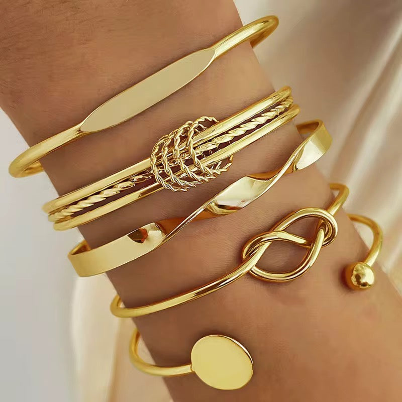 Set of bracelets