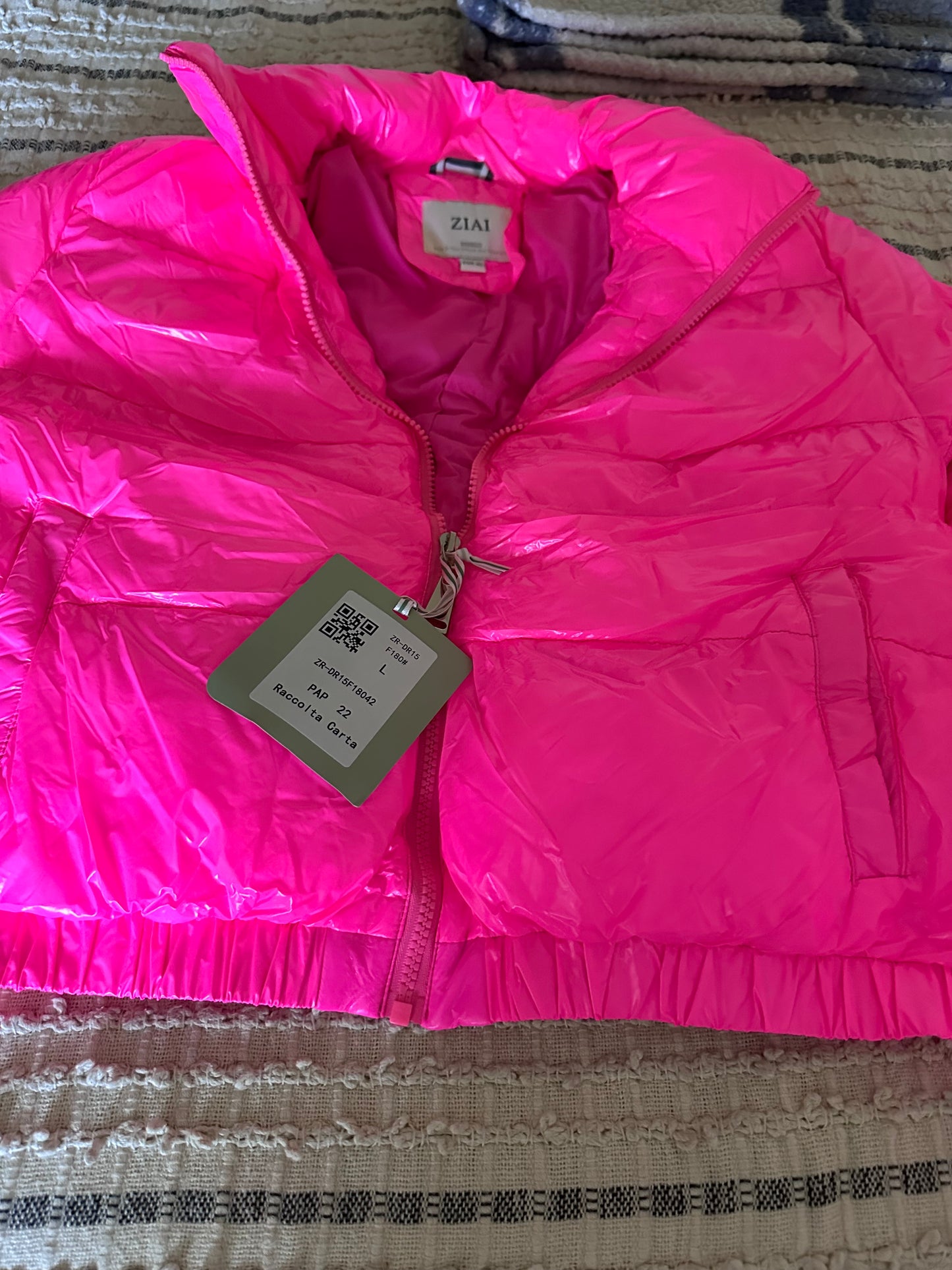 Neon short shiny jacket