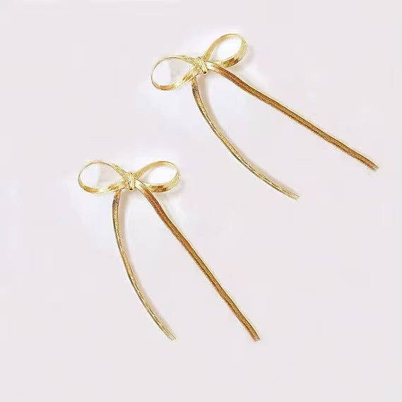 Bow drop earrings