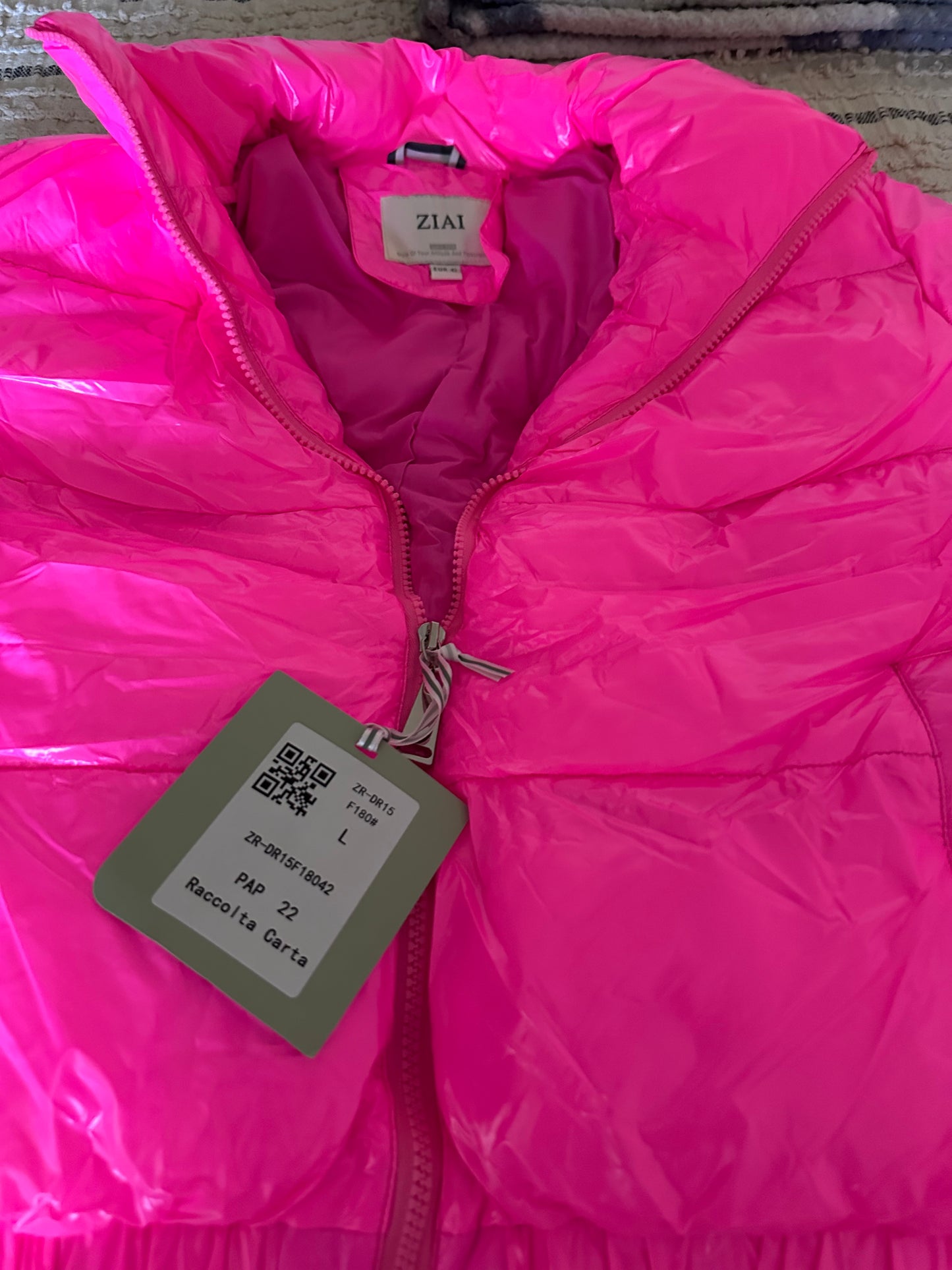 Neon short shiny jacket