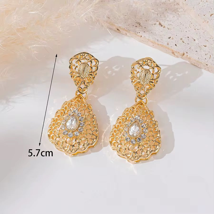 Sparkling teardrop pendant earrings