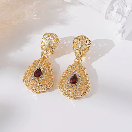 Sparkling teardrop pendant earrings