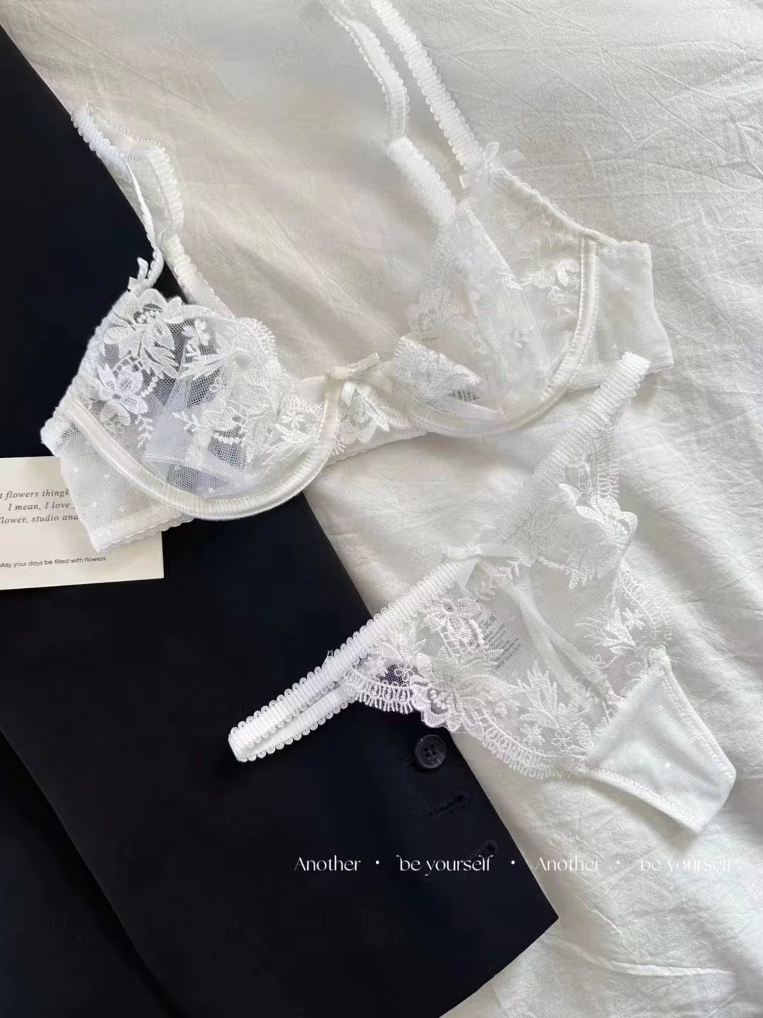 Women's sexy lace lingerie set